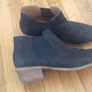 Nordstrom BP black booties size 7.5